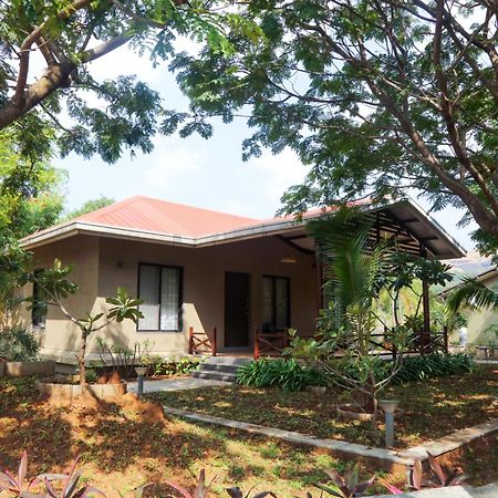 E&G Green Courts Resort At Koroli Hill Station Nashik Exterior photo