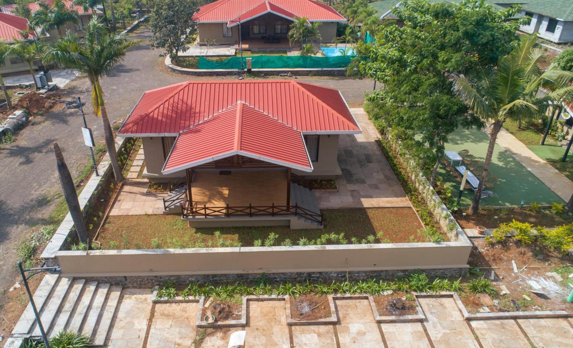 E&G Green Courts Resort At Koroli Hill Station Nashik Exterior photo