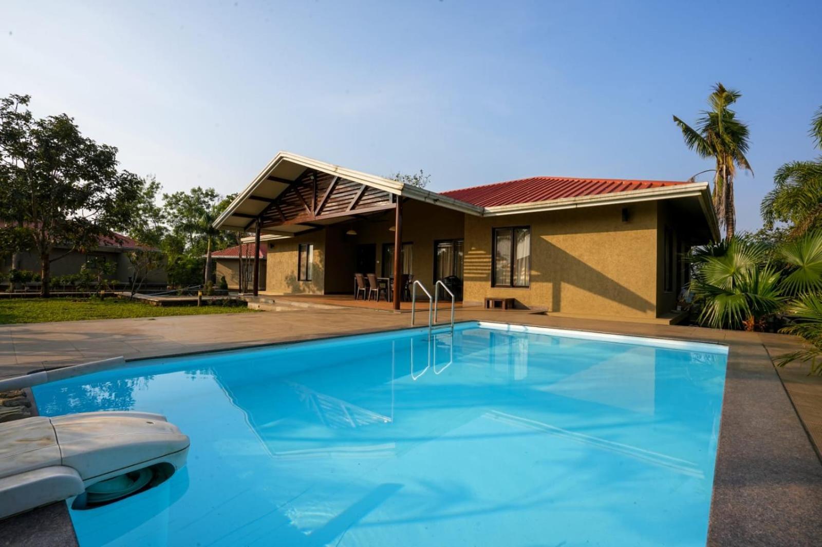 E&G Green Courts Resort At Koroli Hill Station Nashik Exterior photo